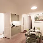 Calzaiuoli Suite